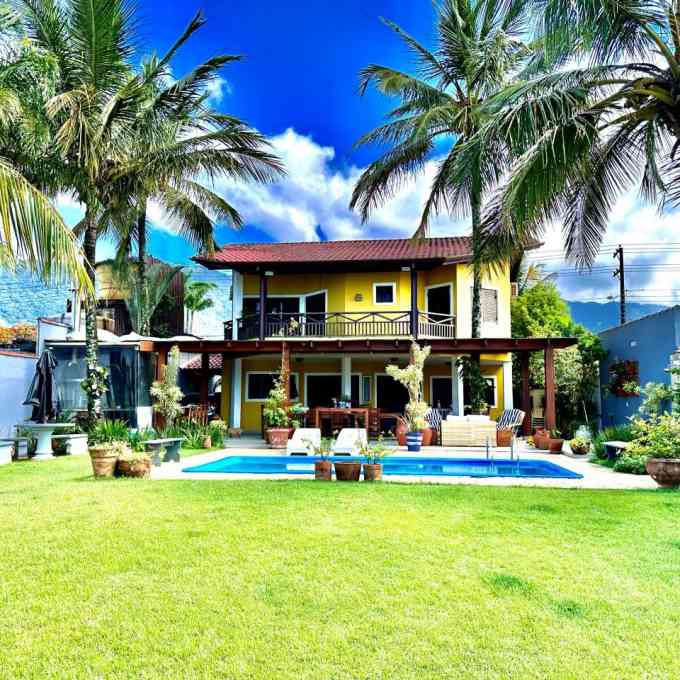 BEAUTIFUL HOUSE 4 BEDROOMS - FOOT IN THE SAND - FRONT OF THE SEA - BEACH OF MARESIAS - WhatsApp: 13 997126242